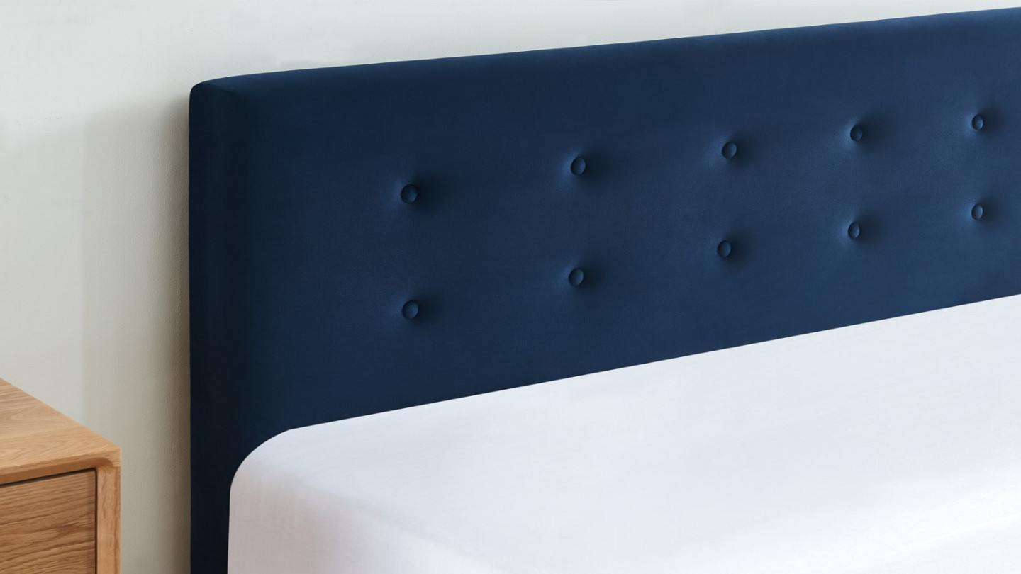 Lit coffre pour adulte TINA 160x200 - Velours bleu foncé