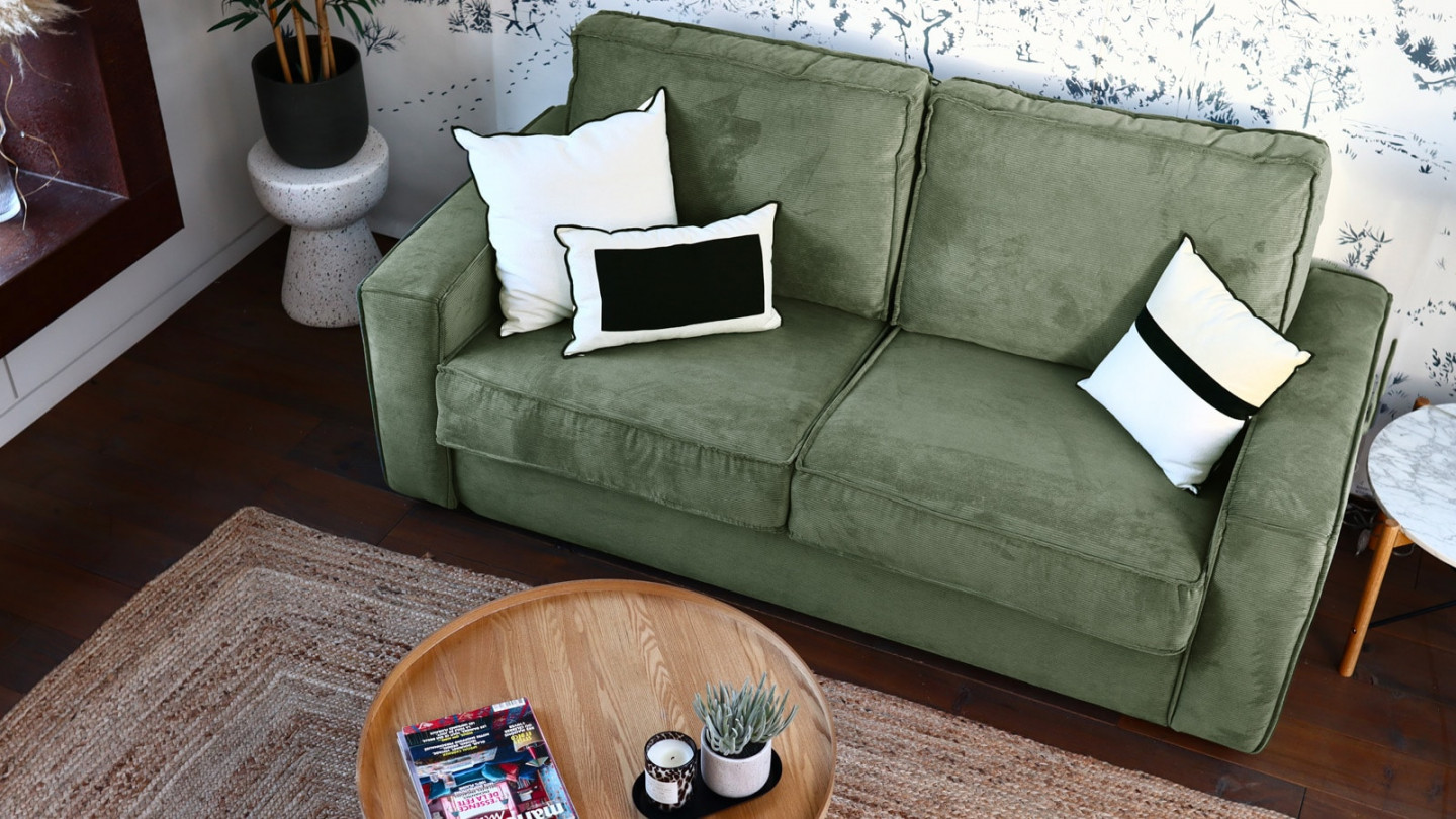  Canapé convertible 3 places en tissu vert - Ouverture express - Couchage quotidien - Matelas HD 140 x 190 - Mattia