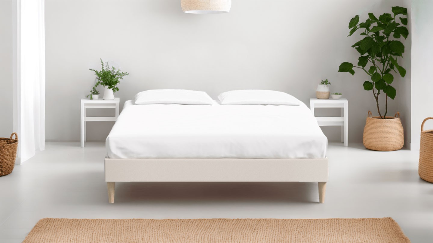 Ensemble lit adulte 180x200 cm en velours beige Dina + Matelas mémoire de forme Memo HR